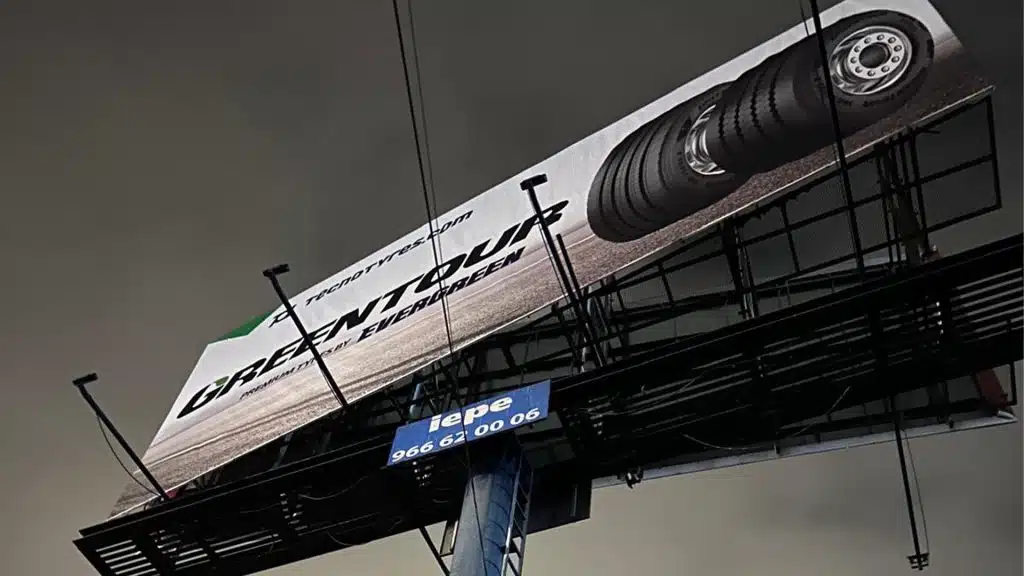 grentour-valla-publicitaria-valencia